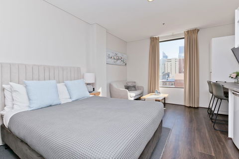 Central City Exclusive Apartments - Accommodation Gladstone 21