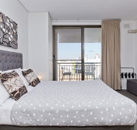 Central City Exclusive Apartments - Accommodation Gladstone