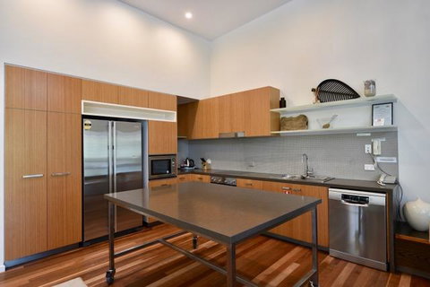East On Byron - Accommodation Gladstone 12