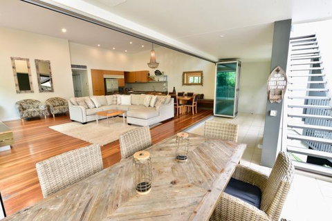 East On Byron - Accommodation Gladstone 14