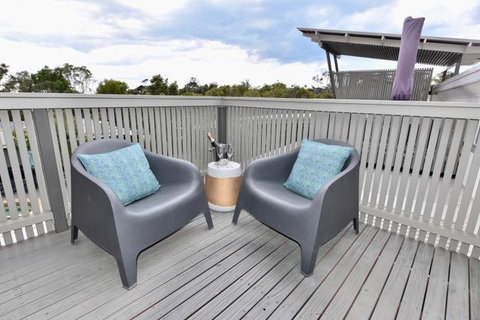 East On Byron - Accommodation Gladstone 3