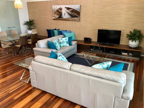 East On Byron - Accommodation Gladstone 38