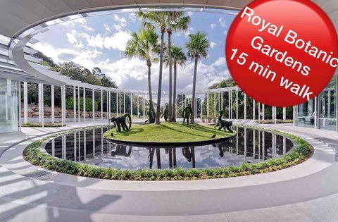 Heritage Townhouse Near Harbour Bridge - Accommodation Gladstone 28