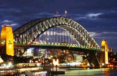 Heritage Townhouse Near Harbour Bridge - Accommodation Gladstone 30