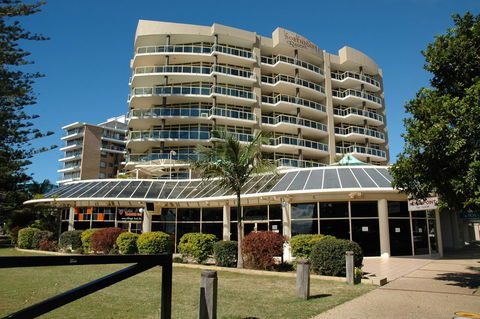 Northpoint Apartments - Accommodation Gladstone 4