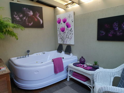 Nelson Bay Bed & Breakfast - Accommodation Gladstone 3
