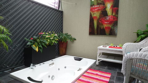 Nelson Bay Bed & Breakfast - Accommodation Gladstone 9