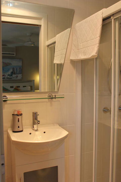 Nelson Bay Bed & Breakfast - Accommodation Gladstone 35