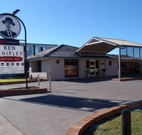 Ben Chifley Motor Inn - Accommodation Gladstone