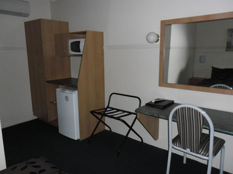 Ben Chifley Motor Inn - Accommodation Gladstone 33