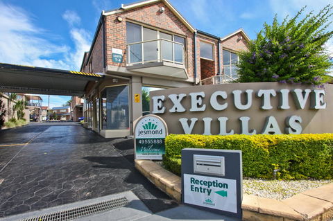 Jesmond Executive Villas - Accommodation Gladstone 4