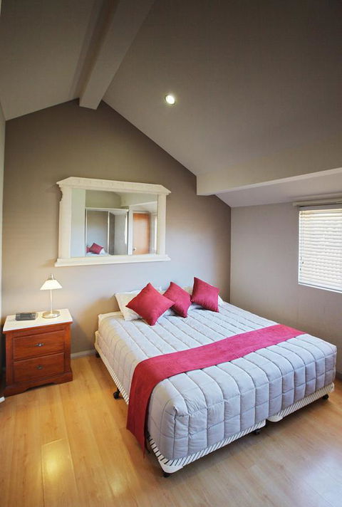 Jesmond Executive Villas - Accommodation Gladstone 34