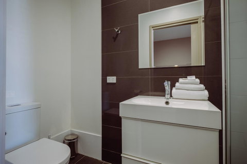 Crossroads Hotel - Accommodation Gladstone 5