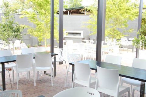 Crossroads Hotel - Accommodation Gladstone 15