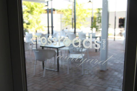 Crossroads Hotel - Accommodation Gladstone 26