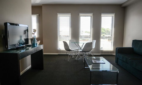 Crossroads Hotel - Accommodation Gladstone 7