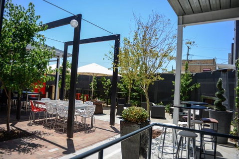 Crossroads Hotel - Accommodation Gladstone 32