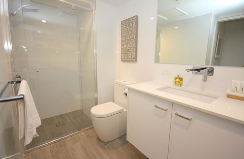 Cossies By The Sea - Accommodation Gladstone 5