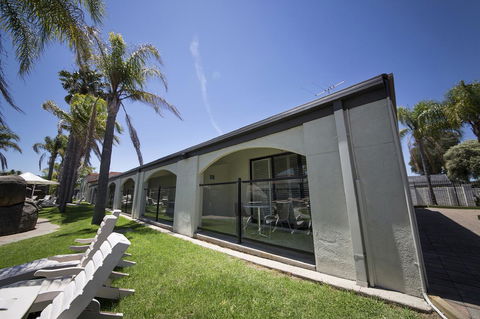 Quality Resort Siesta - Accommodation Gladstone 33