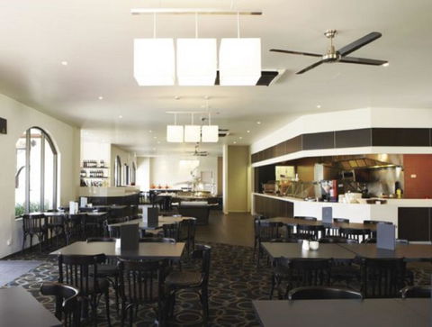 Quality Resort Siesta - Accommodation Gladstone 40