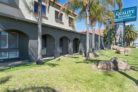 Quality Resort Siesta - Accommodation Gladstone 38