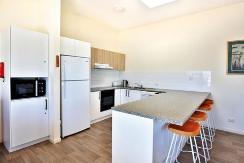 The Cove At Culburra - Direct Access To Beach - Accommodation Gladstone 3