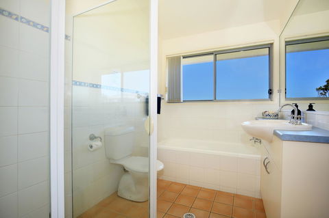 The Cove At Culburra - Direct Access To Beach - Accommodation Gladstone 14