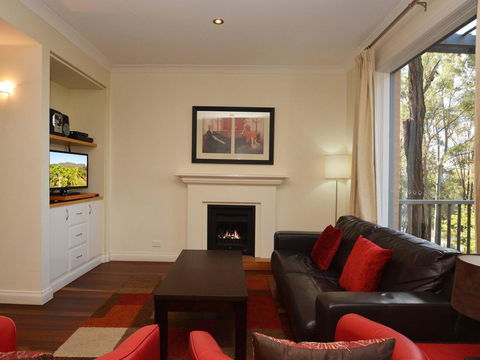 Villa Executive 2br Cypress DS Located Within Cypress Lakes Resort - Accommodation Gladstone 10