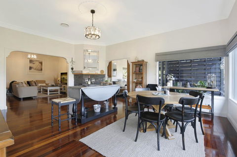 Romanz In The Valley (Luxury B&B) - Accommodation Gladstone 17