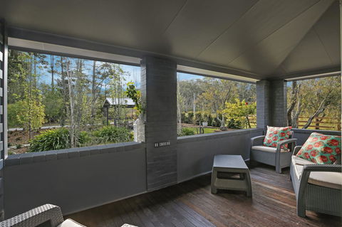 Romanz In The Valley (Luxury B&B) - Accommodation Gladstone 14