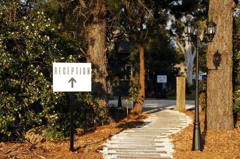 Romanz In The Valley (Luxury B&B) - Accommodation Gladstone 37