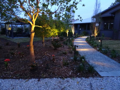 Romanz In The Valley (Luxury B&B) - Accommodation Gladstone 24