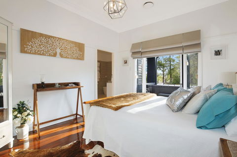 Romanz In The Valley (Luxury B&B) - Accommodation Gladstone 8