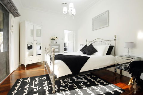 Romanz In The Valley (Luxury B&B) - Accommodation Gladstone 12