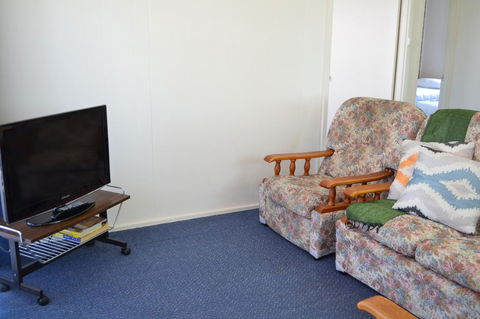 Sundial Holiday Units - Accommodation Gladstone 41