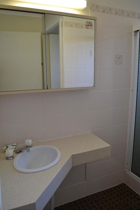 Sundial Holiday Units - Accommodation Gladstone 28