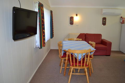 Sundial Holiday Units - Accommodation Gladstone 21