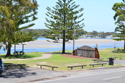 Sundial Holiday Units - Accommodation Gladstone 6