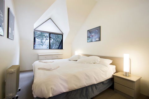 Lantern 1 Bedroom Balcony With Panoramic View - Accommodation Gladstone 36