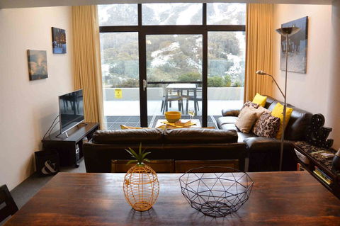 Lantern 1 Bedroom Balcony With Panoramic View - Accommodation Gladstone 2