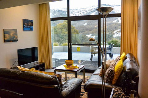 Lantern 1 Bedroom Balcony With Panoramic View - Accommodation Gladstone 5