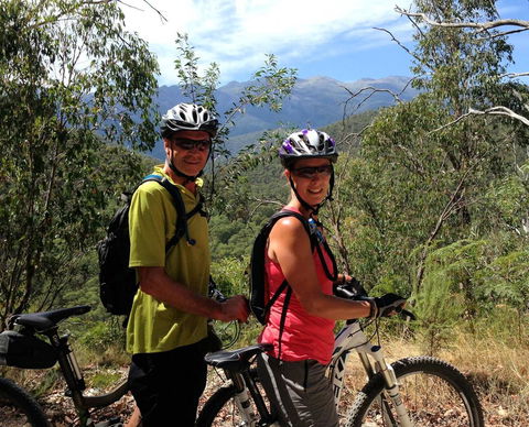 Lantern 1 Bedroom Balcony With Panoramic View - Accommodation Gladstone 9