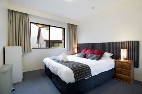 Lantern 1 Bedroom Balcony With Panoramic View - Accommodation Gladstone 28