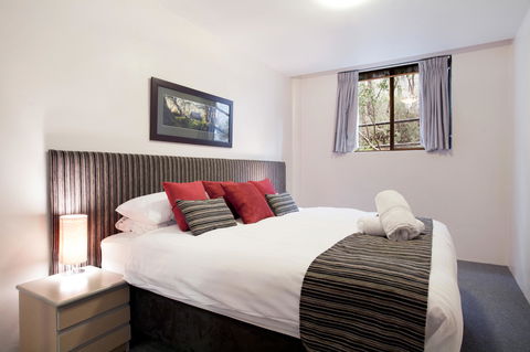 Lantern 1 Bedroom Balcony With Panoramic View - Accommodation Gladstone 11