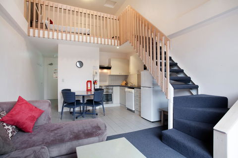 Lantern 1 Bedroom Balcony With Panoramic View - Accommodation Gladstone 15