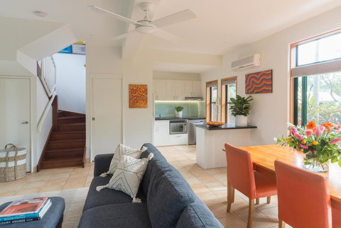 The Crest Byron Bay - Accommodation Gladstone 2