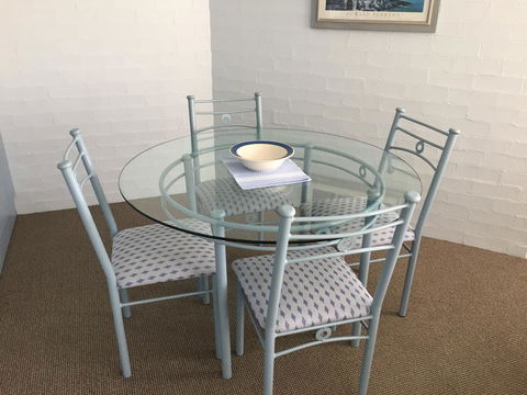 Breakers Apartments - Accommodation Gladstone 10