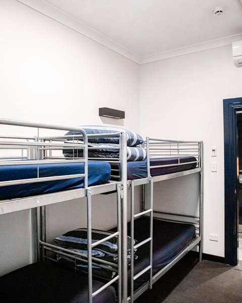 Wake Up! Bondi Beach - Accommodation Gladstone 11