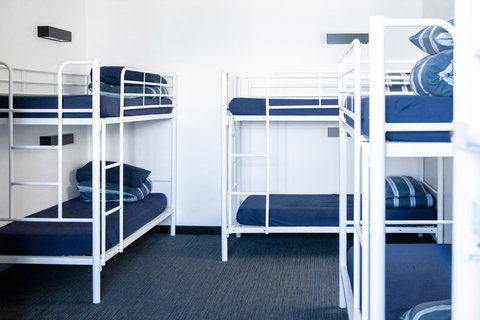 Wake Up! Bondi Beach - Accommodation Gladstone 40