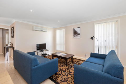 Colonial Court Villas - Accommodation Gladstone 26